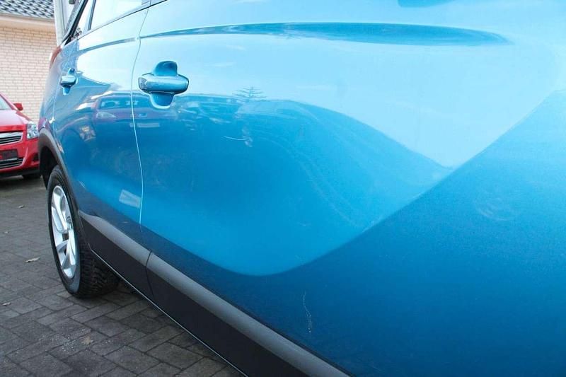 Gebraucht Opel Crossland X Edition 120 PS (88 kW) 2018 Arktisblau/true blue SUV