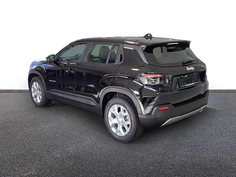 Neu Jeep Avenger Altitude 110 PS (80 kW) 2025 Solid black clear coat SUV