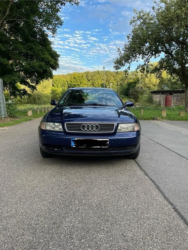 Blau Gebraucht 1998 Audi A4 Limousine | 1.500 € (Superpreis) - Bild 1/4
