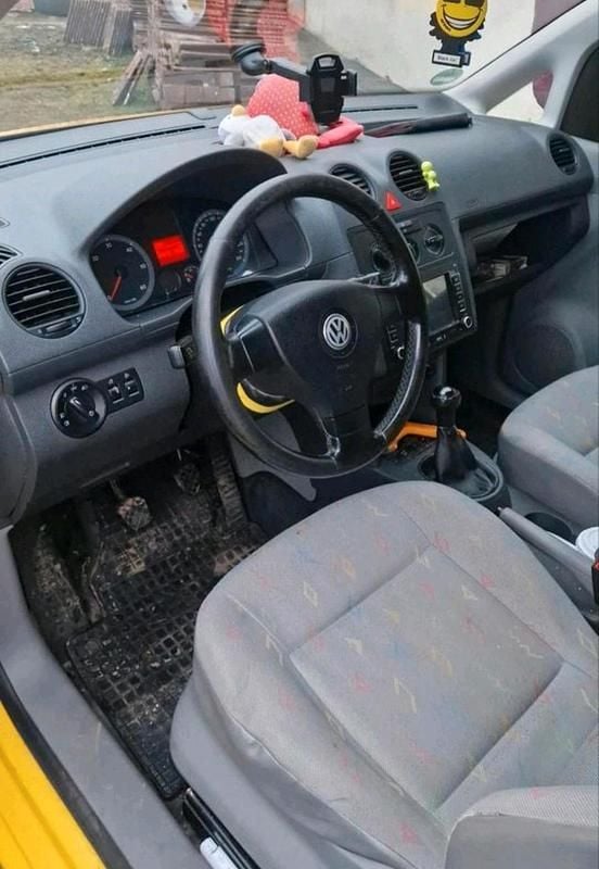 Gebraucht VW Caddy 75 PS (55 kW) 2009 Gelb Van / Kleinbus