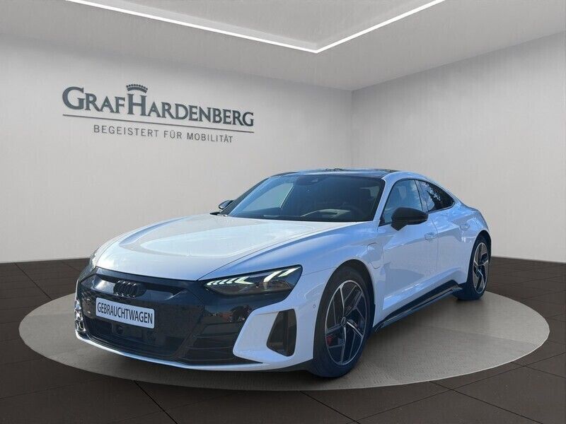 Weiß Gebraucht 2021 Audi RS e-tron GT Sport Limousine | 69.900 € (Fairer Preis) - Bild 1/4