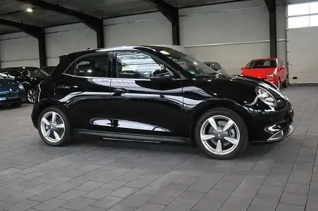 Usata Ora 03 125 kW (171 CV) 2023 Nero Utilitaria