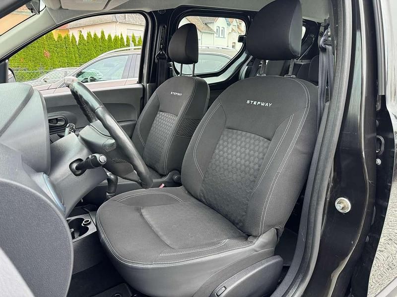 Gebraucht Dacia Dokker Stepway 90 PS (66 kW) 2015 Other Van / Kleinbus