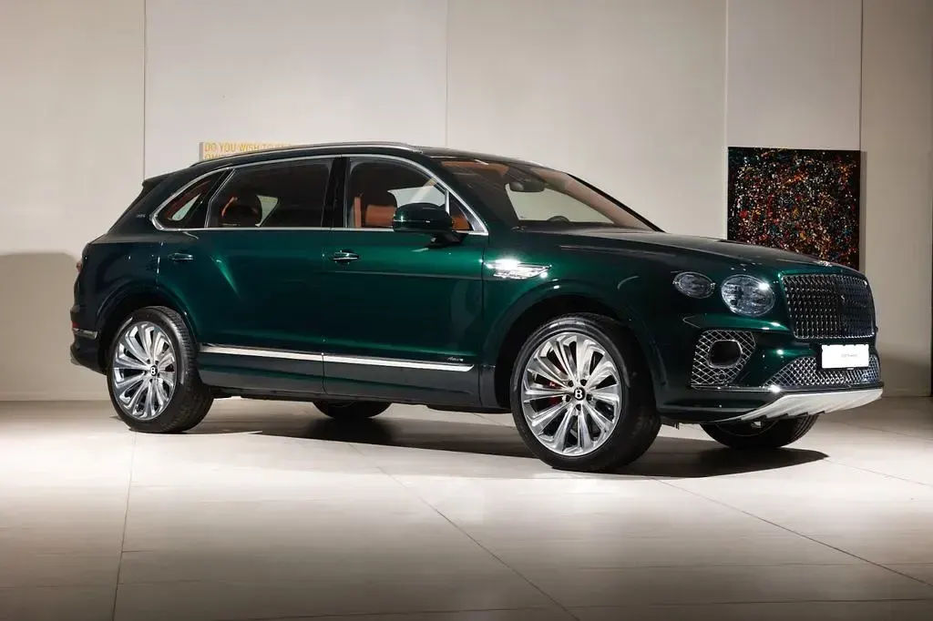 Gebraucht Bentley Bentayga 551 PS (405 kW) 2023 Grün SUV