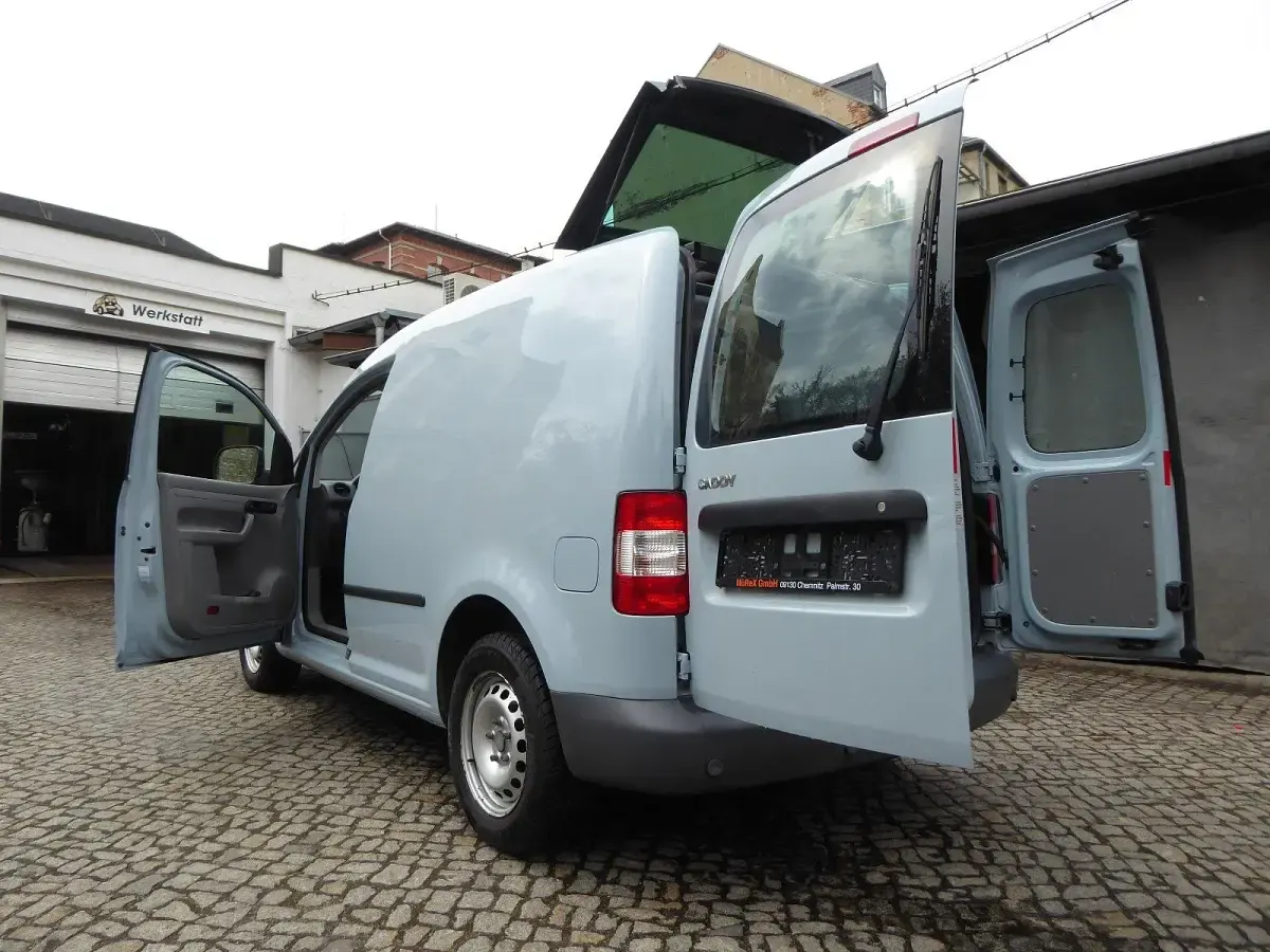 Gebraucht VW Caddy 105 PS (77 kW) 2009 Grau Van / Kleinbus
