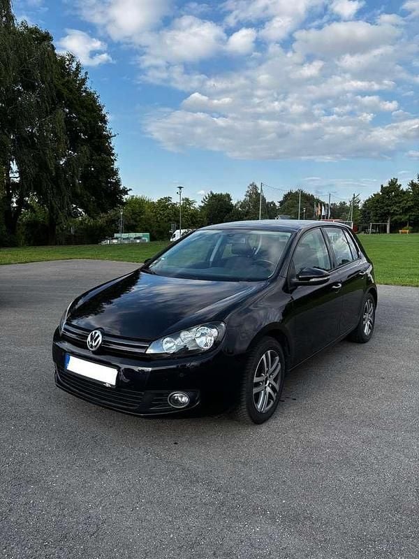 Schwarz Gebraucht 2009 VW Golf VI Comfortline Kleinwagen | 5.000 € (Guter Preis) - Bild 1/4