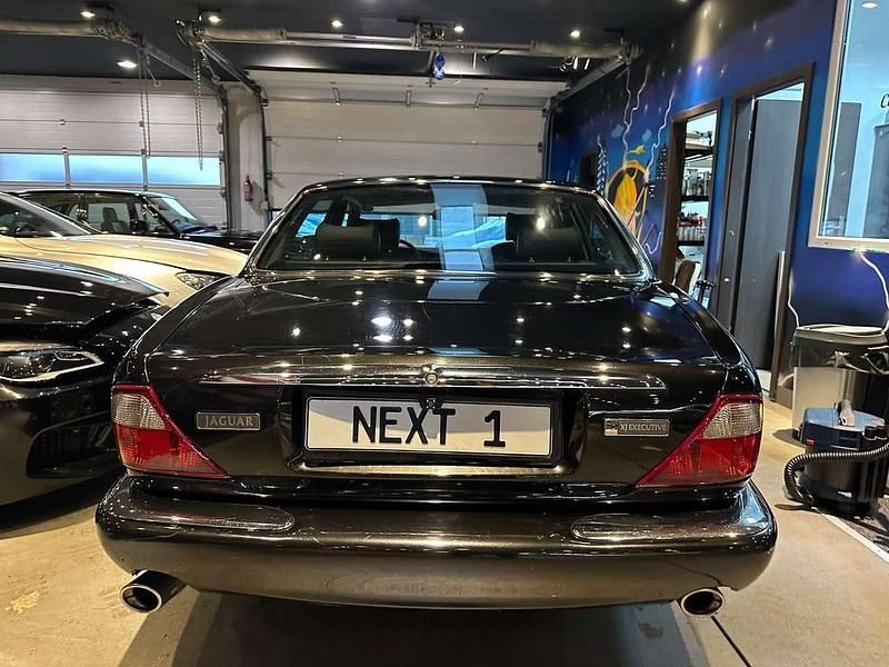 Gebraucht Jaguar XJ Executive 237 PS (174 kW) 1999 Schwarz Limousine