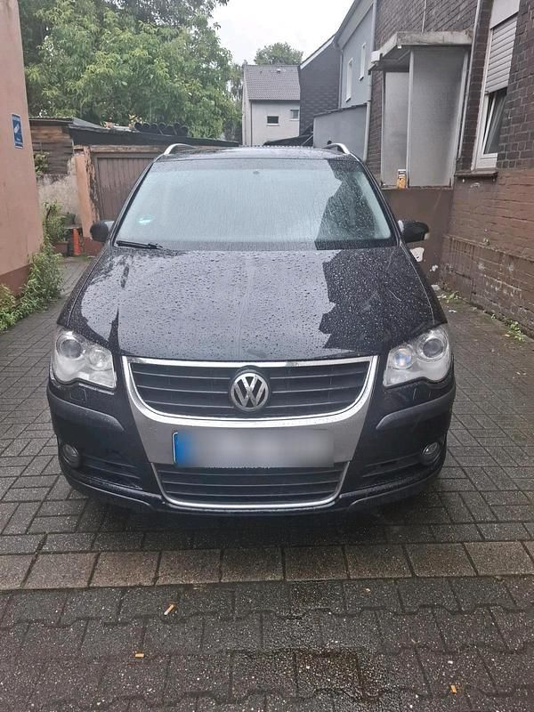Schwarz Gebraucht 2008 VW Touran Cross Van / Kleinbus | 3.500 € (Guter Preis) - Bild 1/4