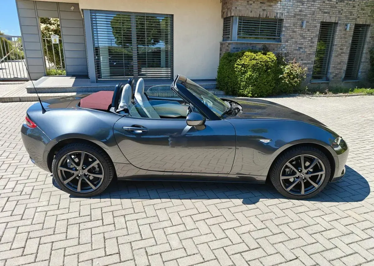 Gebraucht Mazda MX5 Ad'Vantage 184 PS (135 kW) 2021 Grau Cabrio