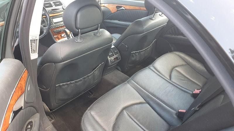 Gebraucht Mercedes E320 Elegance 224 PS (164 kW) 2002 Schwarz Limousine