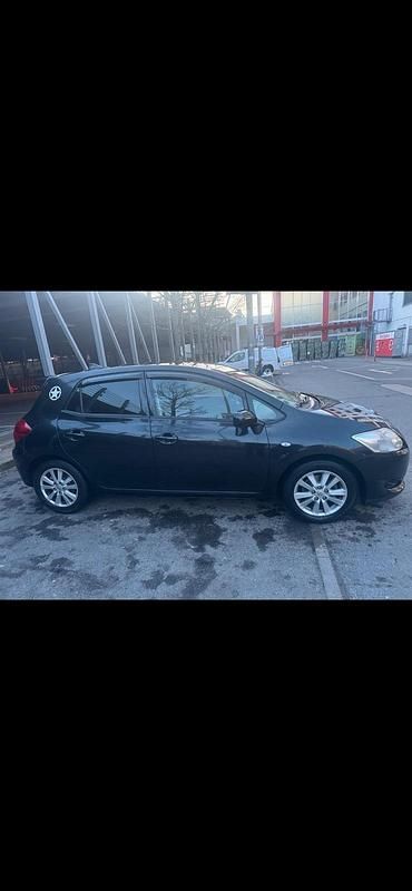 Gebraucht Toyota Auris 125 PS (91 kW) 2008 Schwarz Kleinwagen