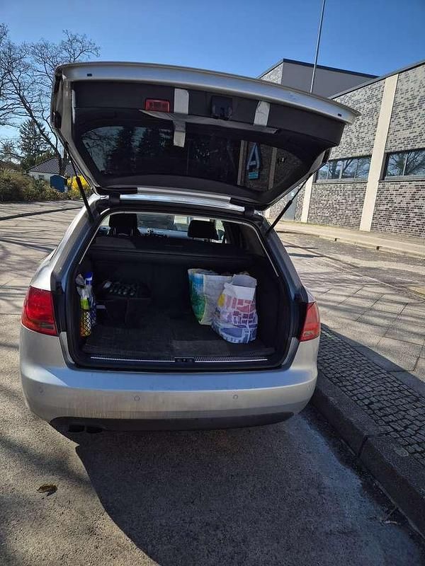 Second-hand Audi A4 140 CP (102 kW) 2006 Argintiu Break