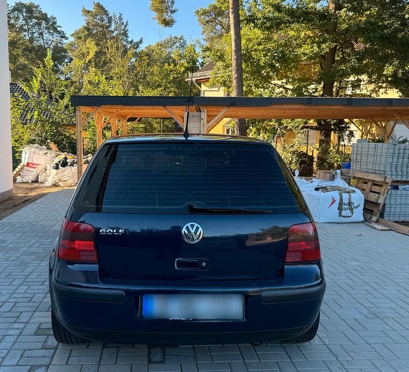 Gebraucht VW Golf IV 91 PS (66 kW) 1998 Blau Kleinwagen