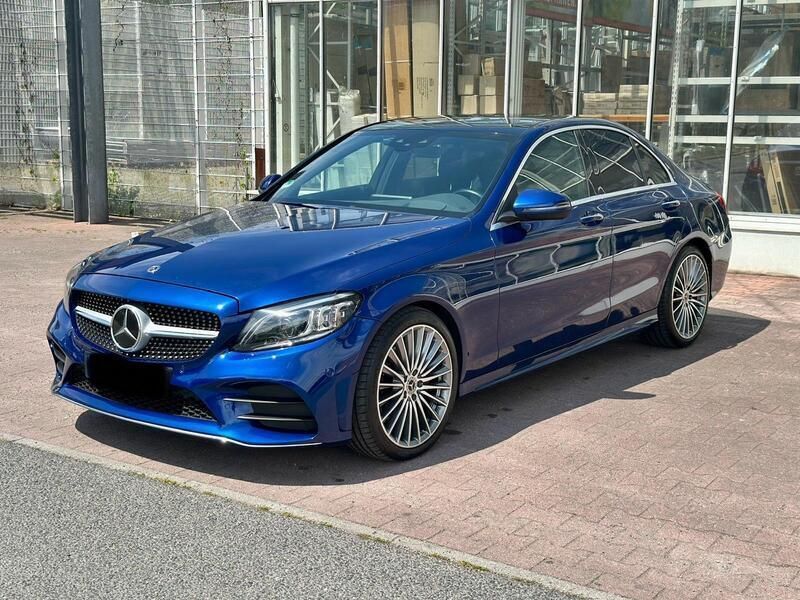 Blau Gebraucht 2020 Mercedes C220 AMG Limousine | 27.999 € (Guter Preis) - Bild 1/4