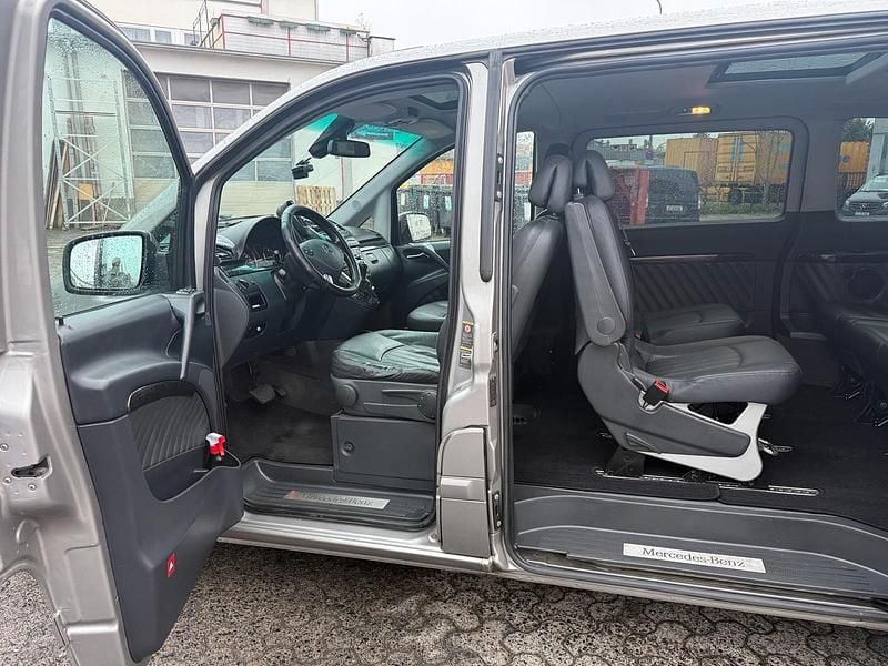 Używany Mercedes Viano 224 KM (164 kW) 2011 Szary Minivan