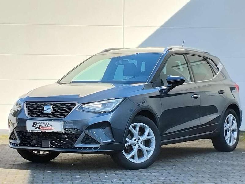 Gebraucht Seat Arona FR 110 PS (80 kW) 2023 Magnetic grau metallic SUV