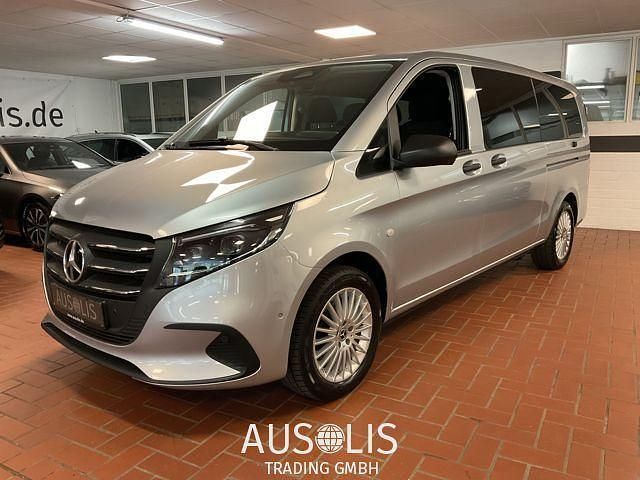 Gebraucht Mercedes Vito 190 PS (139 kW) 2025 Silber Van