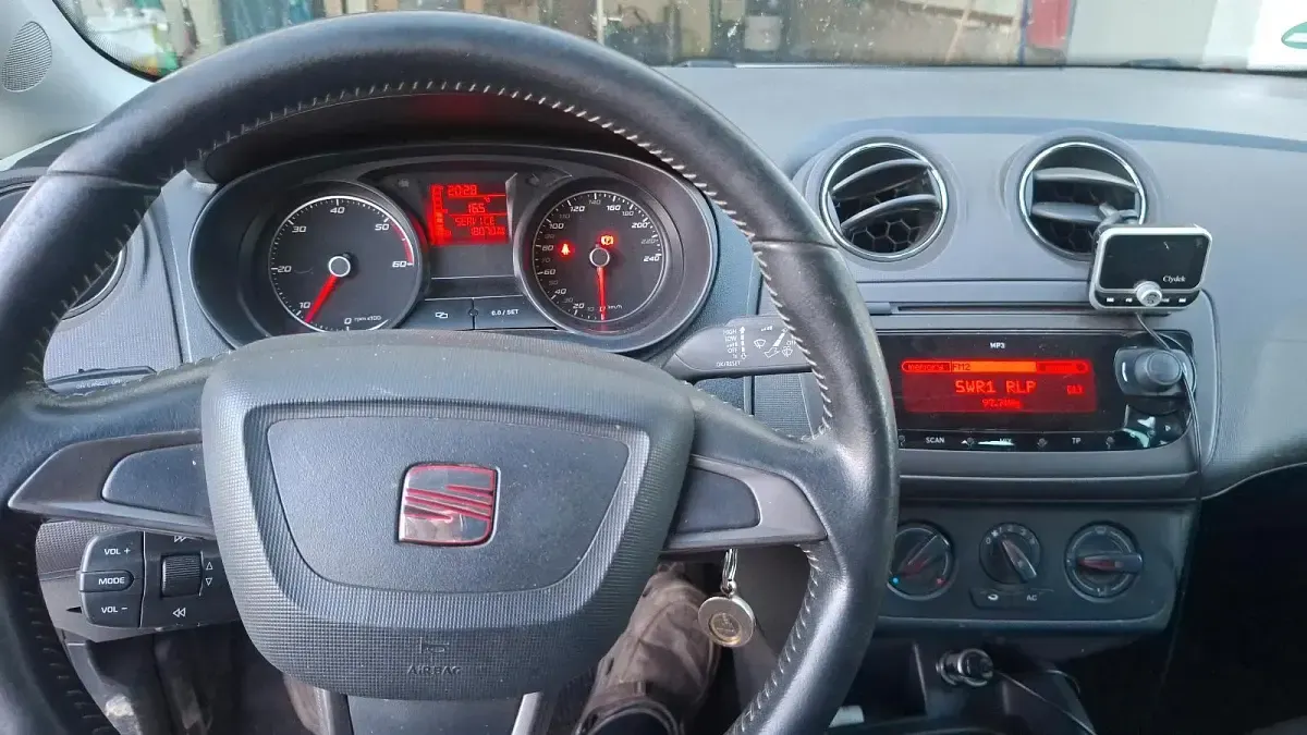 Second-hand Seat Ibiza 90 CP (66 kW) 2013 Alb Hatchback