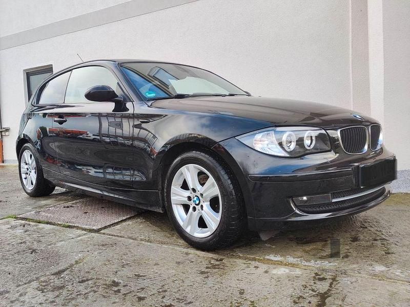 Gebraucht BMW 118 143 PS (105 kW) 2008 Schwarz Kleinwagen