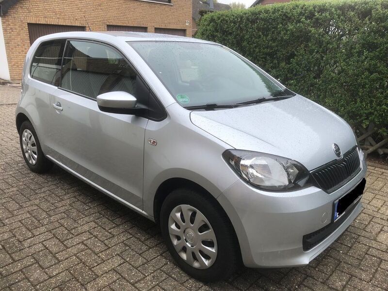 Silber Gebraucht 2013 Skoda Citigo Ambition Kleinwagen | 6.500 € (Fairer Preis) - Bild 1/4