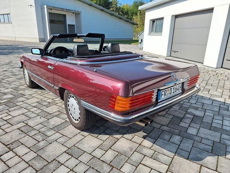 Gebraucht Mercedes 560 227 PS (166 kW) 1986 Rot Cabrio
