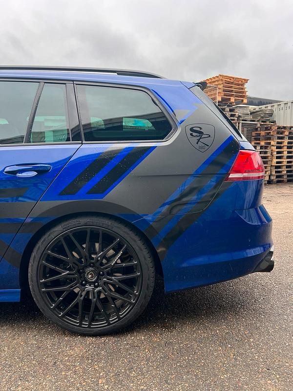 Gebraucht VW Golf VII 300 PS (220 kW) 2015 Blau Kombi