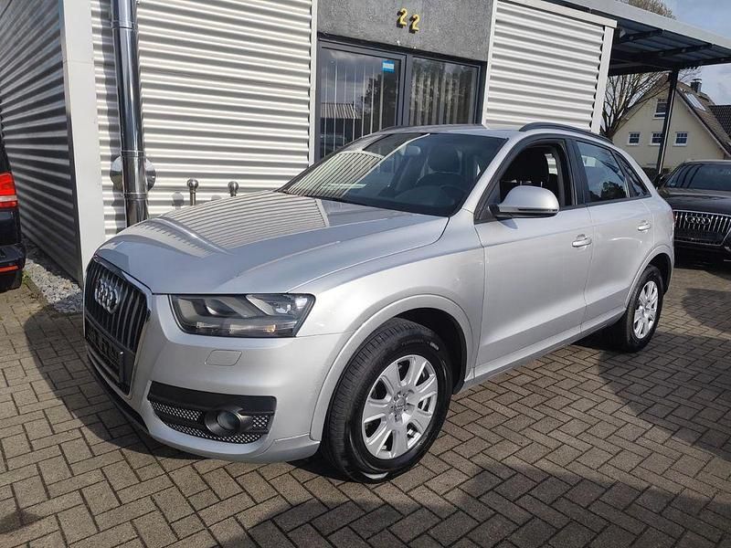 Gebraucht Audi Q3 Comfort 140 PS (102 kW) 2012 Silber SUV