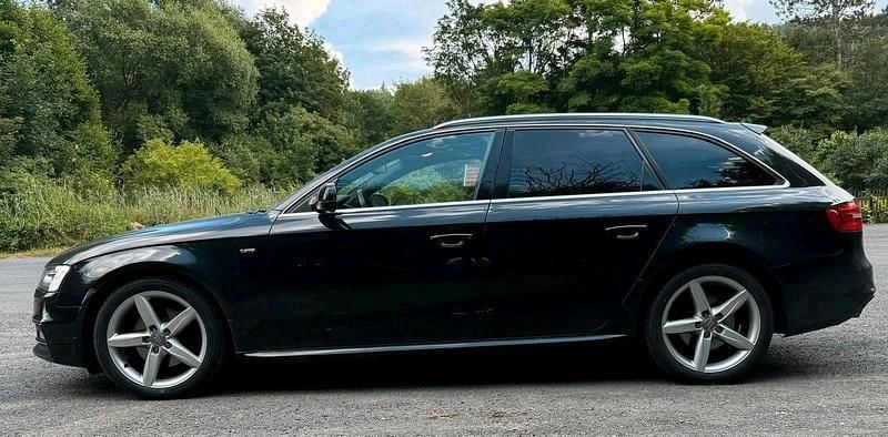 Gebraucht Audi A4 177 PS (130 kW) 2013 Schwarz Kombi