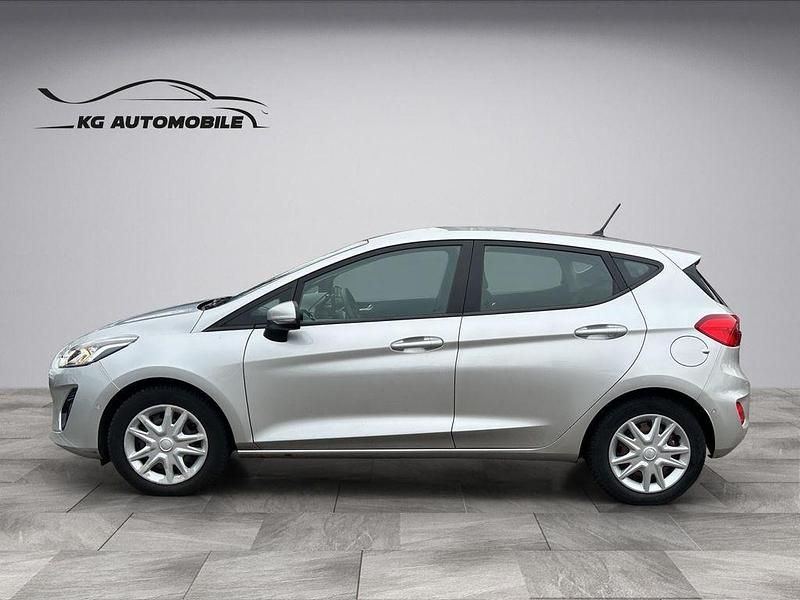 Gebraucht Ford Fiesta Cool & Connect 101 PS (74 kW) 2019 Silber Limousine