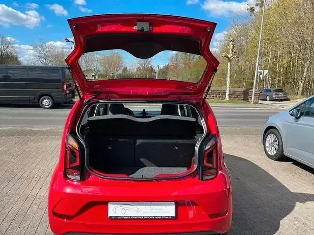 Usata VW up! 65 CV (47 kW) 2020 Rosso Utilitaria