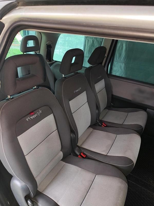 Gebraucht VW Sharan 116 PS (85 kW) 2006 Silber Van / Kleinbus