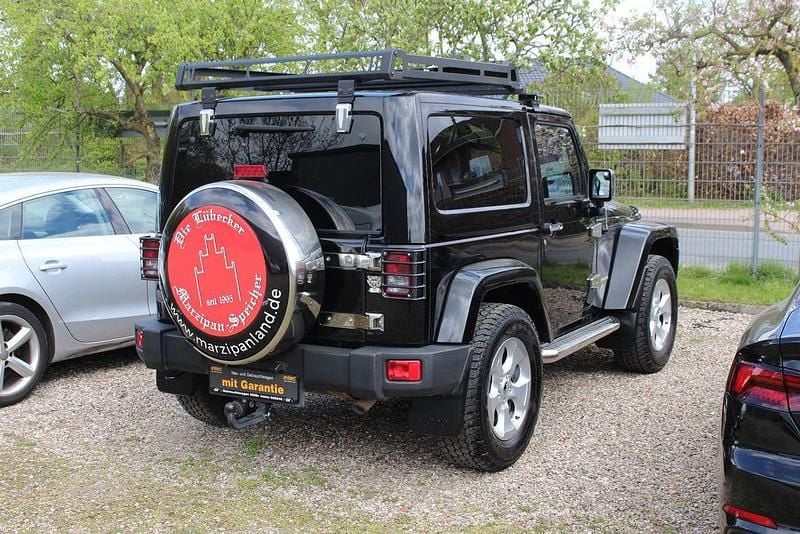 Gebraucht Jeep Wrangler Unlimited Sahara 200 PS (147 kW) 2011 Schwarz SUV
