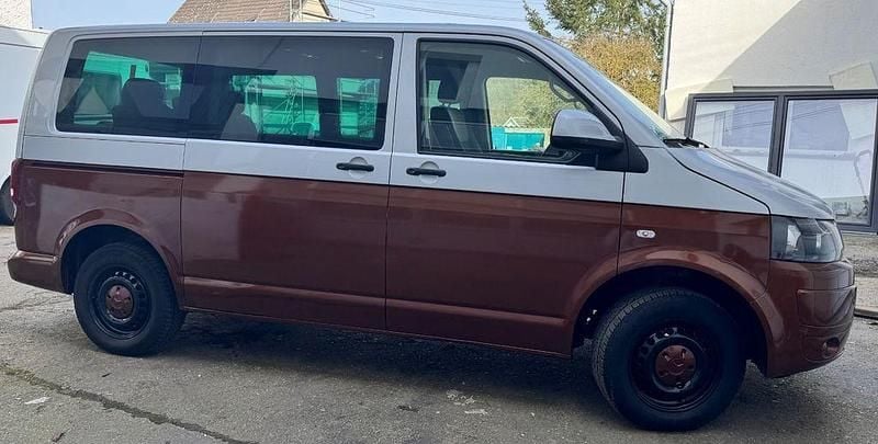 Używany VW T5 140 KM (102 kW) 2014 Srebrny Van