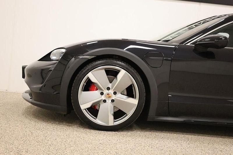 Gebraucht Porsche Taycan Cross Turismo 419 kW (571 PS) 2021 Schwarz Limousine