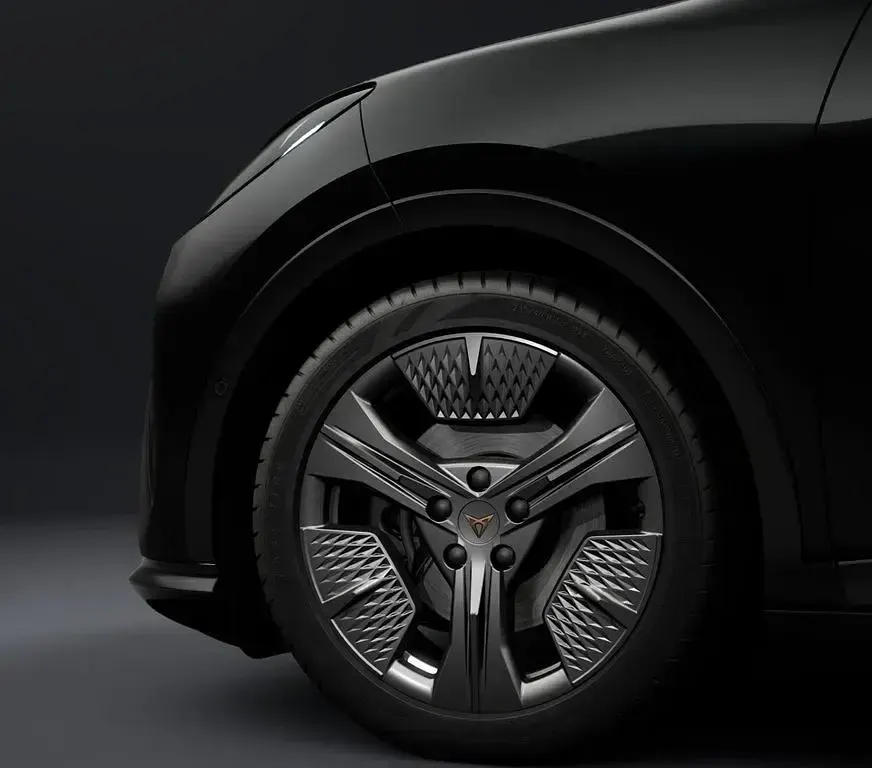 Neu Cupra Raval Endurance 155 kW (211 PS) 2026 Midnight black metallic Limousine