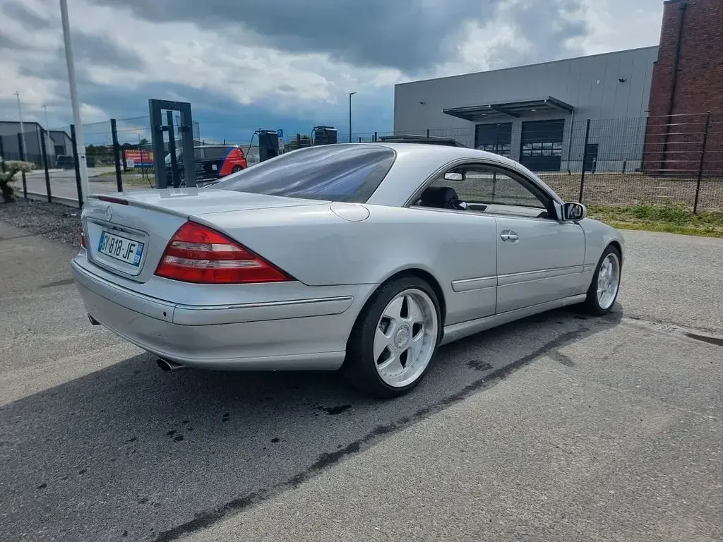 Gebraucht Mercedes CL500 306 PS (225 kW) 2001 Silber Coupé