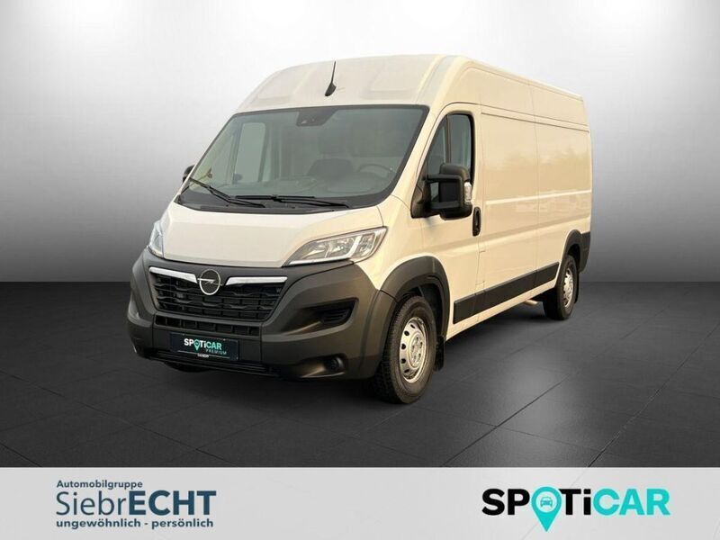 Weiß Gebraucht 2024 Opel Movano Edition Van | 34.970 € (Fairer Preis) - Bild 1/4