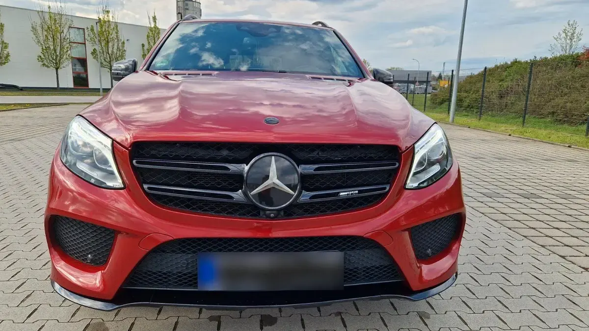 Gebraucht Mercedes GLE450 AMG AMG 367 PS (269 kW) 2017 Rot SUV
