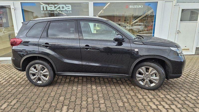 Neu Suzuki Vitara Comfort 109 PS (80 kW) 2025 Schwarz SUV