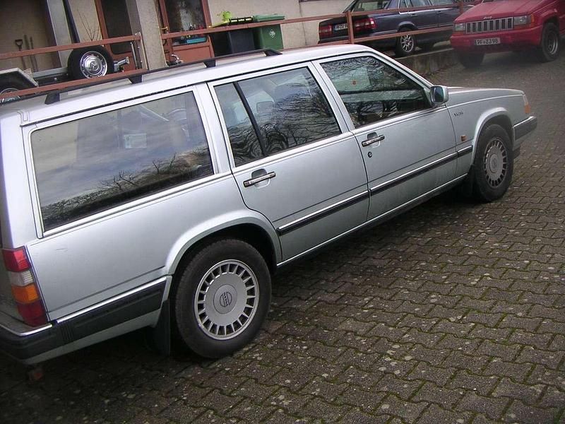 Gebraucht Volvo 760 143 PS (105 kW) 1987 Silber Kombi