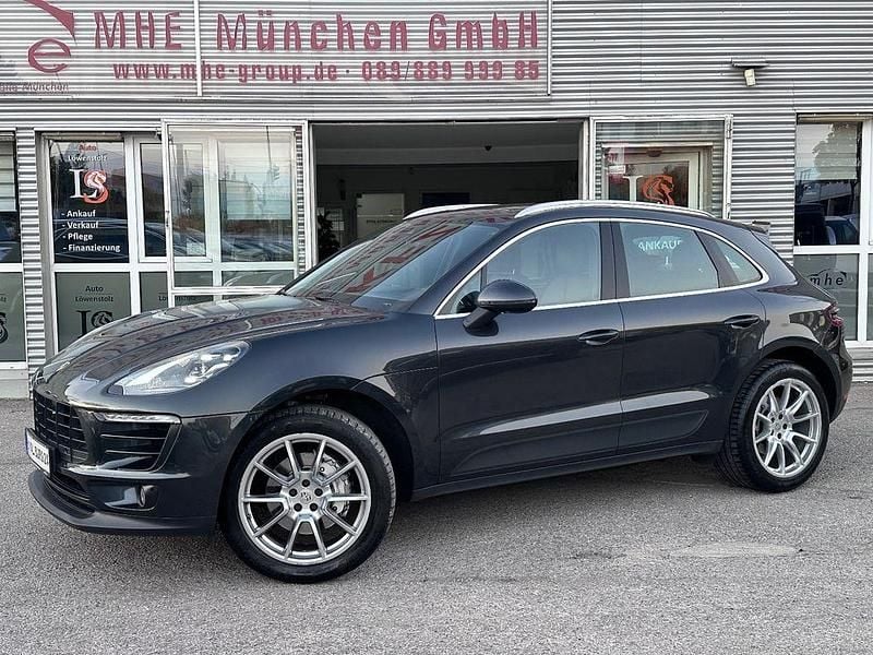 Grau Gebraucht 2016 Porsche Macan S SUV | 34.490 € (Fairer Preis) - Bild 1/4