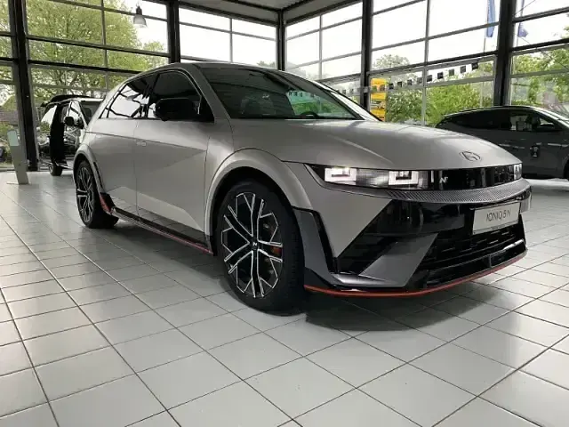 Gebraucht Hyundai Ioniq 5 447 kW (609 PS) 2025 Gold SUV
