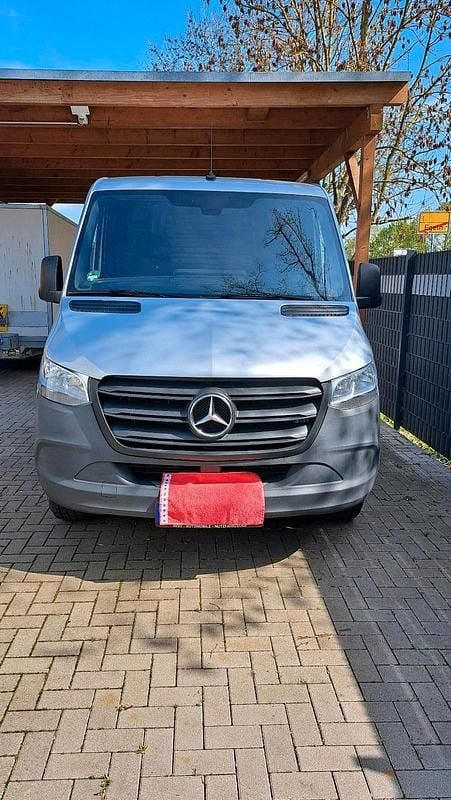Second-hand Mercedes Sprinter 143 CP (105 kW) 2019 Argintiu Van