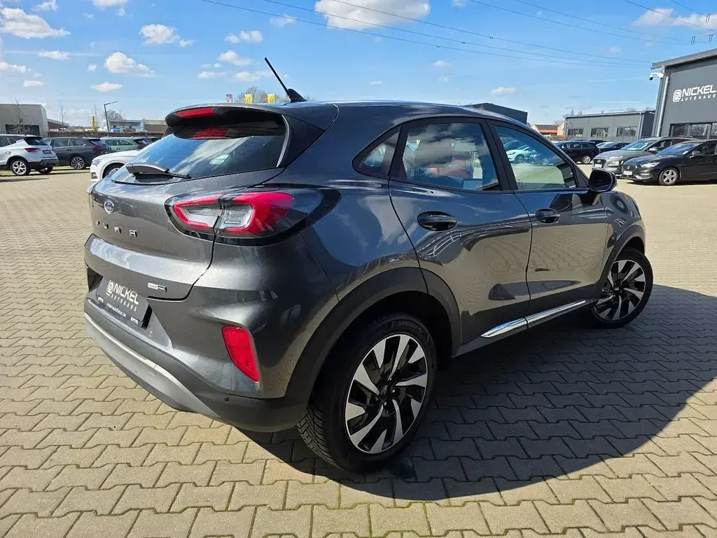 Używany Ford Puma Titanium 125 KM (91 kW) 2022 Szary SUV