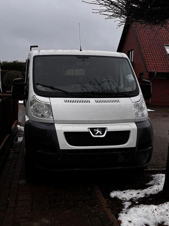 Gebraucht Peugeot Boxer 101 PS (74 kW) 2011 Weiß Van