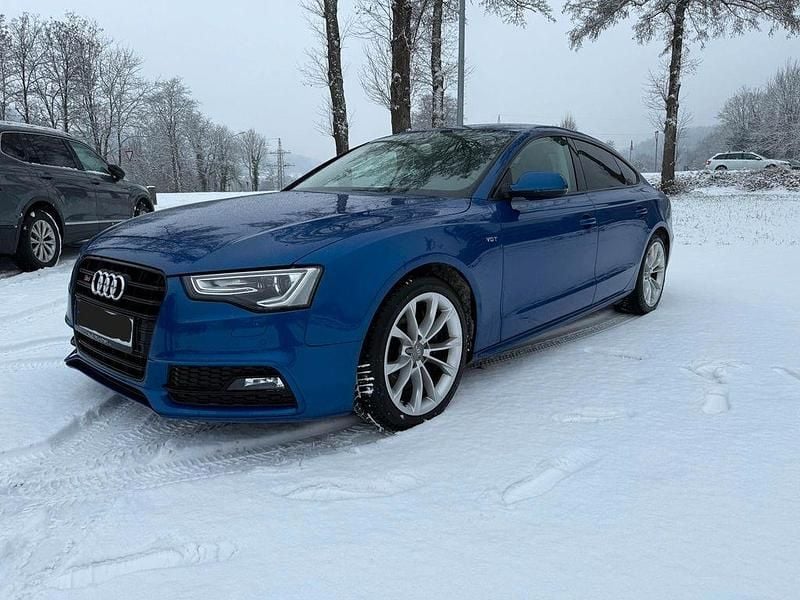 Blau Gebraucht 2016 Audi S5 Advanced Limousine | 26.600 € - Bild 1/4