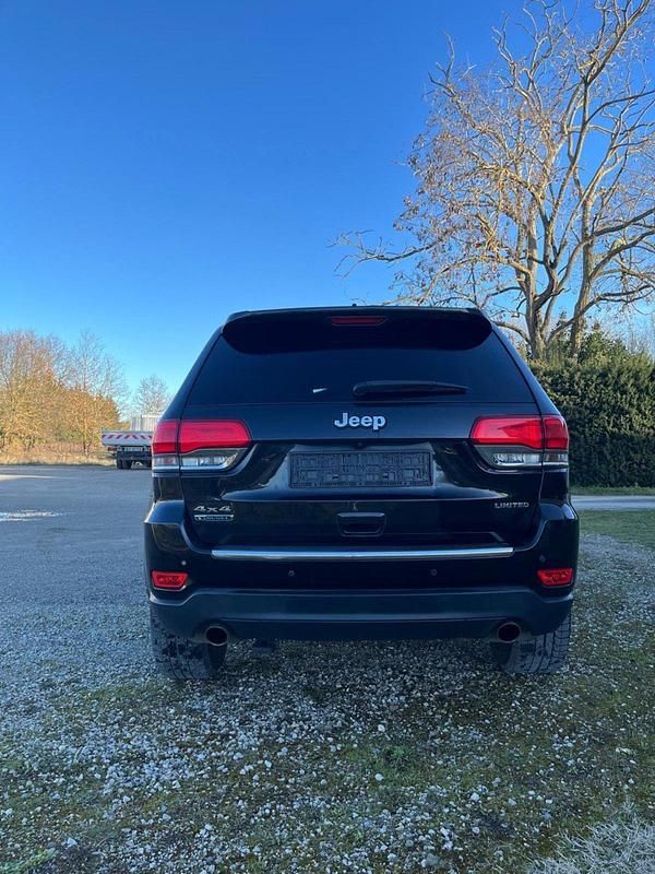 Gebraucht Jeep Grand Cherokee 250 PS (183 kW) 2020 Schwarz SUV