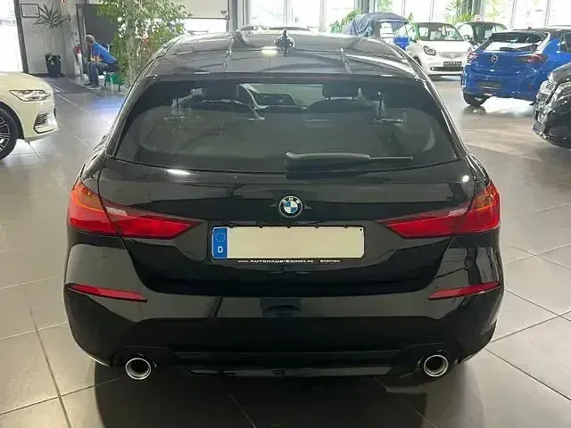 Gebraucht BMW 118 Advantage 150 PS (110 kW) 2021 Schwarz Kleinwagen