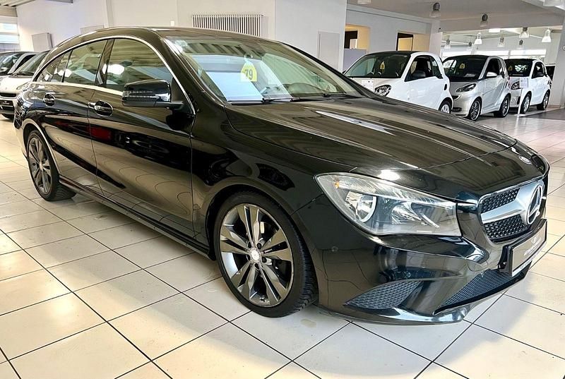 Gebraucht Mercedes CLA200 136 PS (100 kW) 2015 Schwarz Kombi