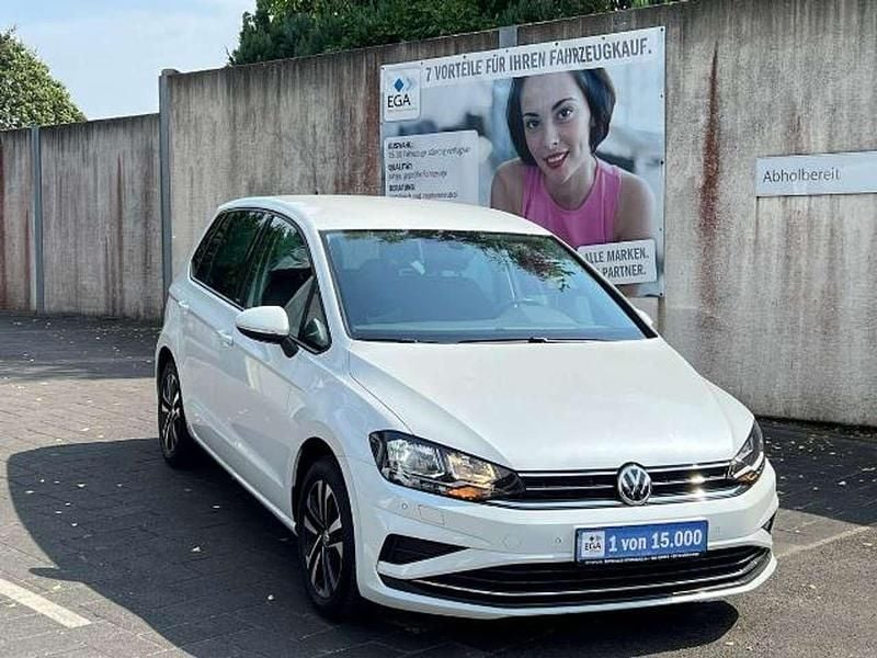 Weiß Gebraucht 2020 VW Golf Sportsvan United Van / Kleinbus | 19.500 € (Fairer Preis) - Bild 1/4